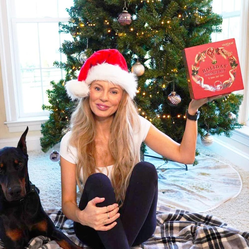 VAHDAM Holiday Breakfast - Christmas Tea Gift Set with 9 Loose Leaf Teas - Image 2